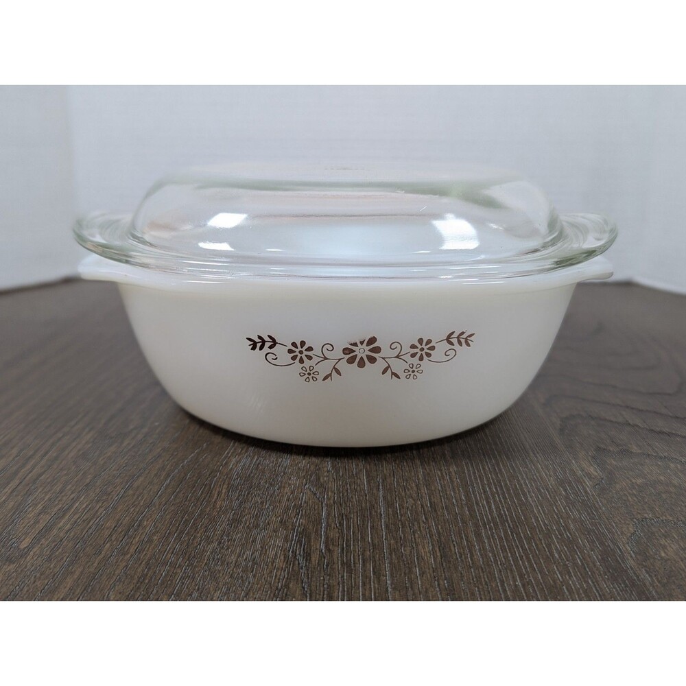 VTG Dynaware Pyr-O-Rey 8in Casserole Baking Dish with Lid Brown Daisey Floral